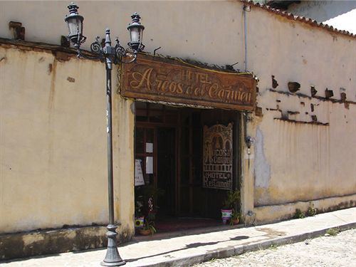 Hotel Arcos Del Carmen San Cristóbal de Las Casas Zewnętrze zdjęcie